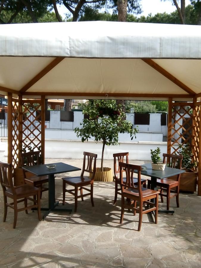 Aquarius Rome Bed & Breakfast ภายนอก รูปภาพ